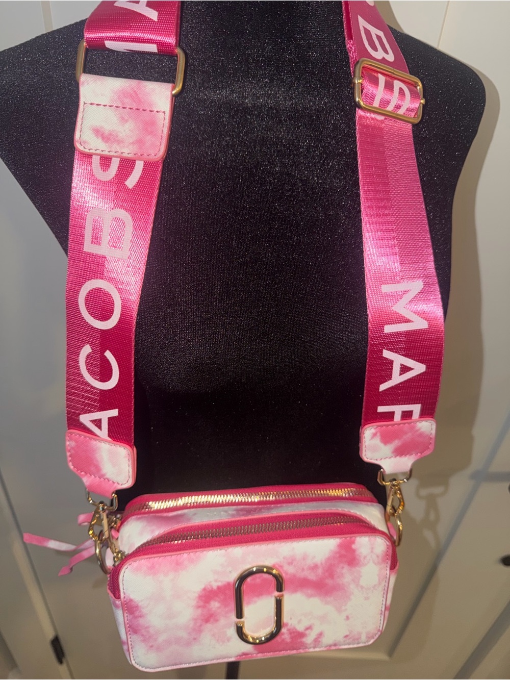 Marc Jacobs Snapshot Style Crossbody Bag – Pink & White Tie-Dye 💗